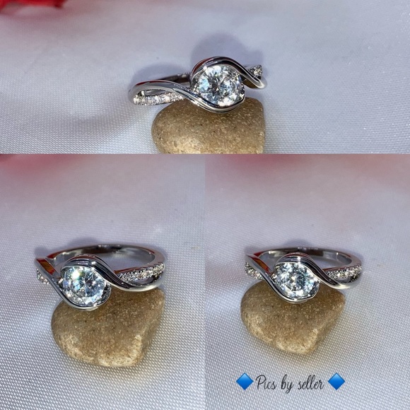 0.5ct White Sapphire 925 Stamped Silver Fancy Engagement Ring - Picture 5 of 5